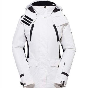 HSW women’s small white and black ski coat